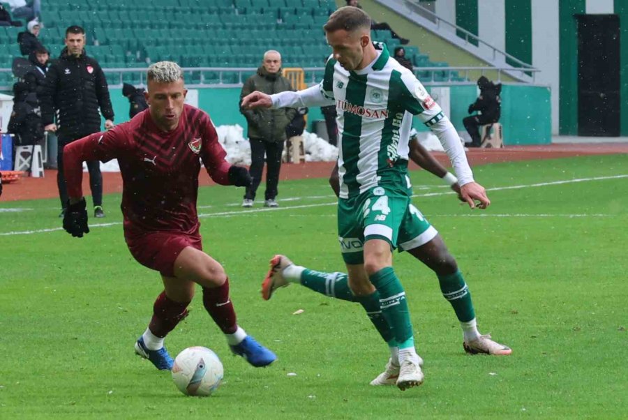 Trendyol Süper Lig: Konyaspor: 1 - Hatayspor: 0 (ilk Yarı)