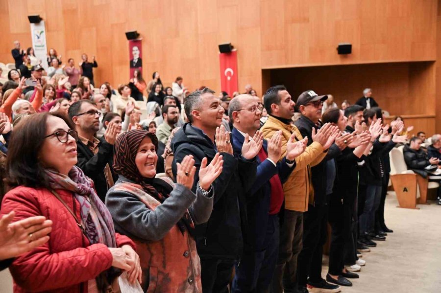 Manavgat’ta ‘başöğretmen Mustafa Kemal Atatürk’ Konseri