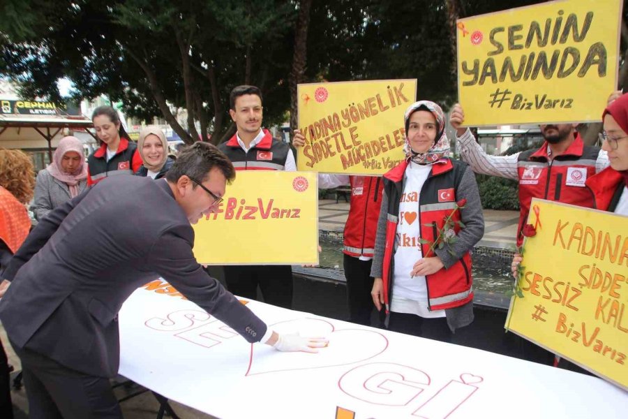 Serik’te Kadına Şiddete ’hayır’ Dediler