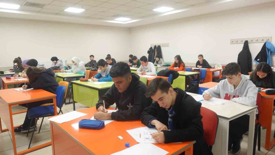 Kaymek, Gençlere Matematik Aşılayacak Kampın Seçmelerini Tamamladı