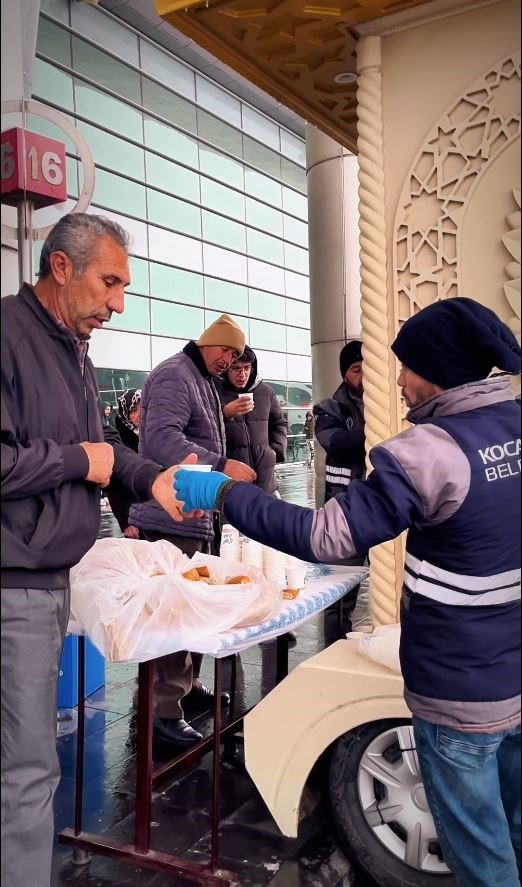 Başkan Çolakbayrakdar: “her Şartta Vatandaşımızın Yanındayız”