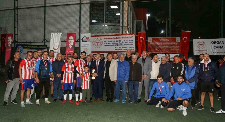 ’sağlık İçin Sahadayız’ Turnuvasının Galibi Tıp Fakültesi Oldu