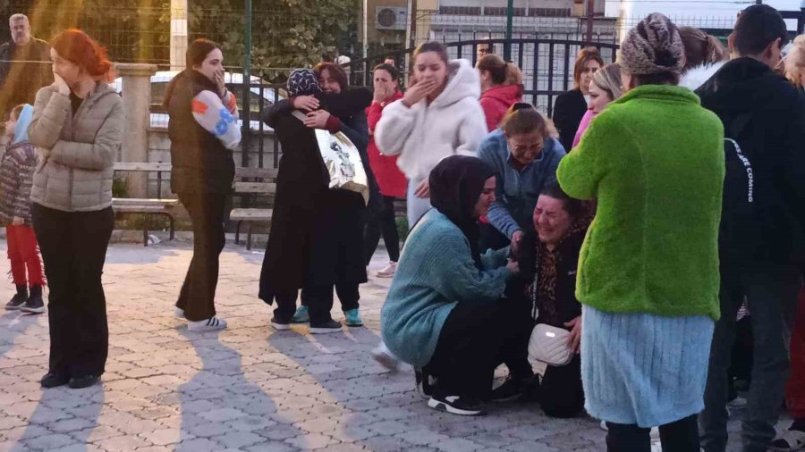 Kıskançlık Krizine Giren Koca, Karısını Tabancayla Vurarak Öldürdü