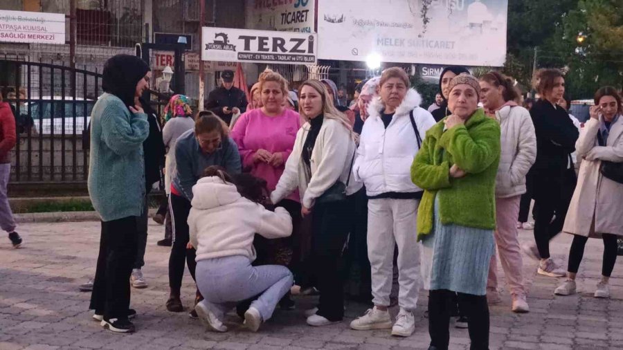 Kıskançlık Krizine Giren Koca, Karısını Tabancayla Vurarak Öldürdü