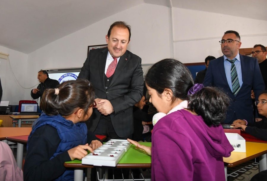 Atıl Durumdaki İlkokul Binası Akıl Ve Zeka Oyunları Köyü’ne Dönüştürüldü