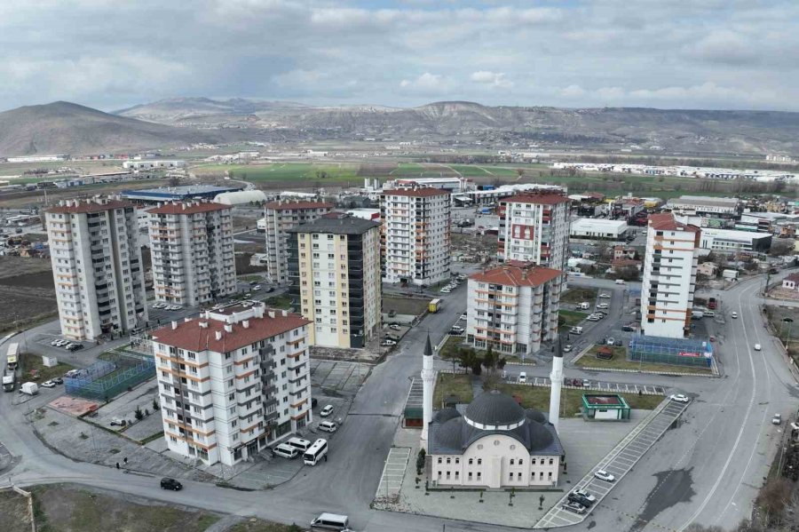 Melikgazi Belediyesi Kentsel Dönüşüm Çalışmaları İle Takdir Topluyor