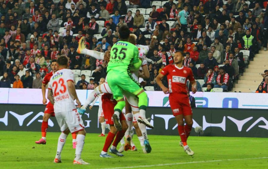 Trendyol Süper Lig: Antalyaspor: 2 - Sivasspor: 1 (maç Sonucu)