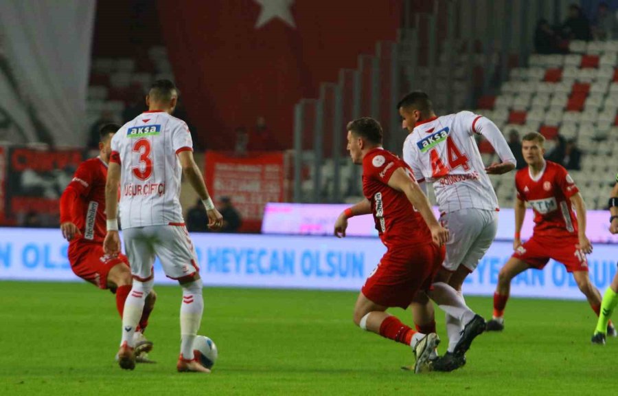 Trendyol Süper Lig: Antalyaspor: 2 - Sivasspor: 1 (maç Sonucu)