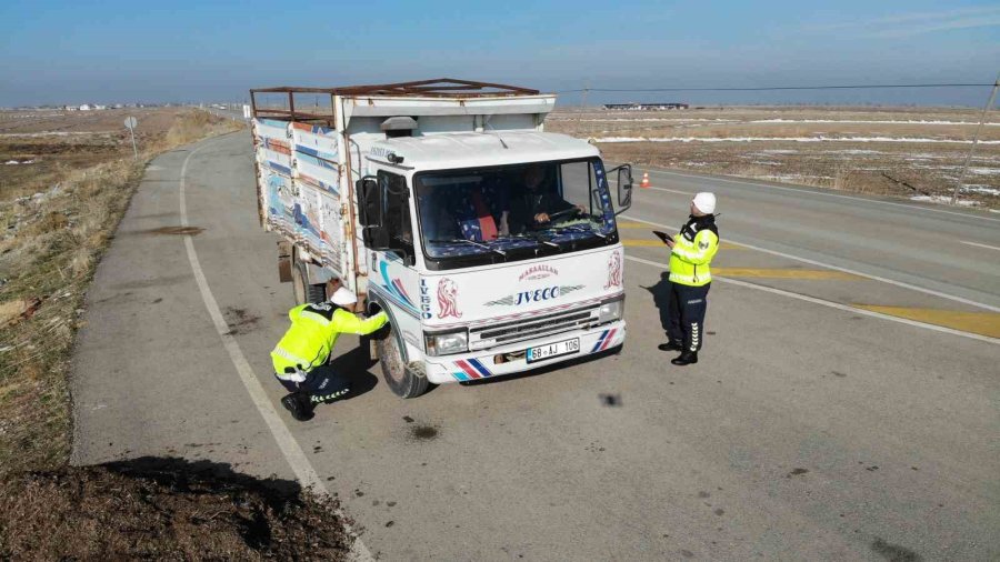 Aksaray’da Zorunlu Kış Lastiği Uygulamaları Başladı