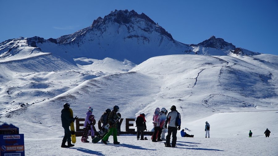 Erciyes Hafta Sonu 30 Bini Aşkın Misafir Ağırladı