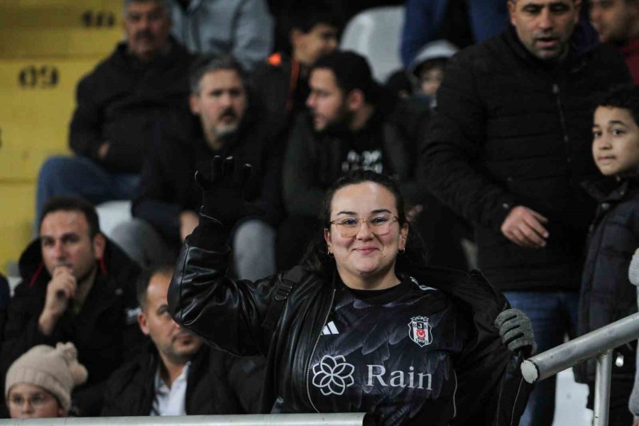 Trendyol Süper Lig: Hatayspor: 1 - Beşiktaş: 1 (ilk Yarı)