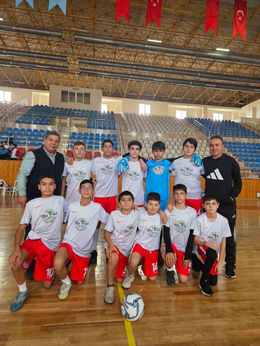 Kumluca’da Futsal Heyecanı Başladı