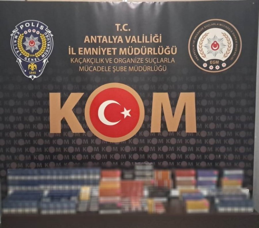 Antalya’da Kaçak Silah Ve Tefecilik Suçundan 4 Kişi Tutuklandı