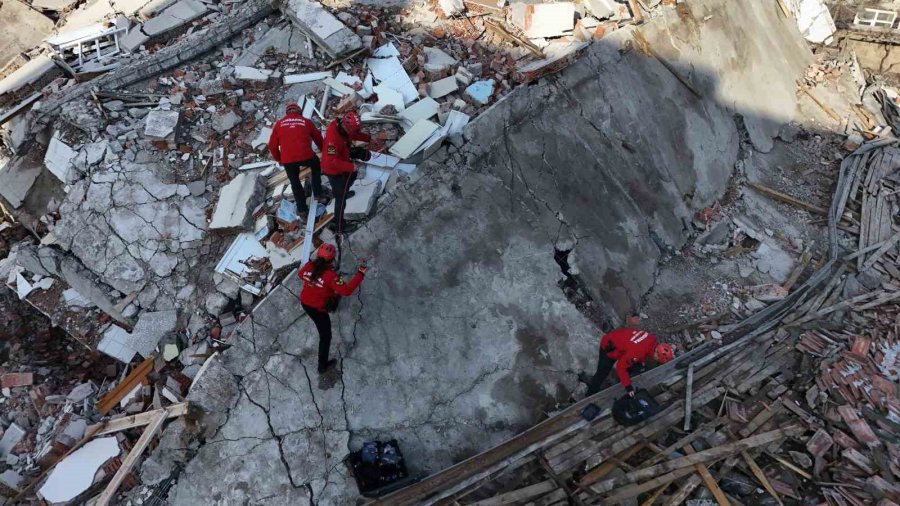 Kayseri’de Gerçeğini Aratmayan Deprem Tatbikatı