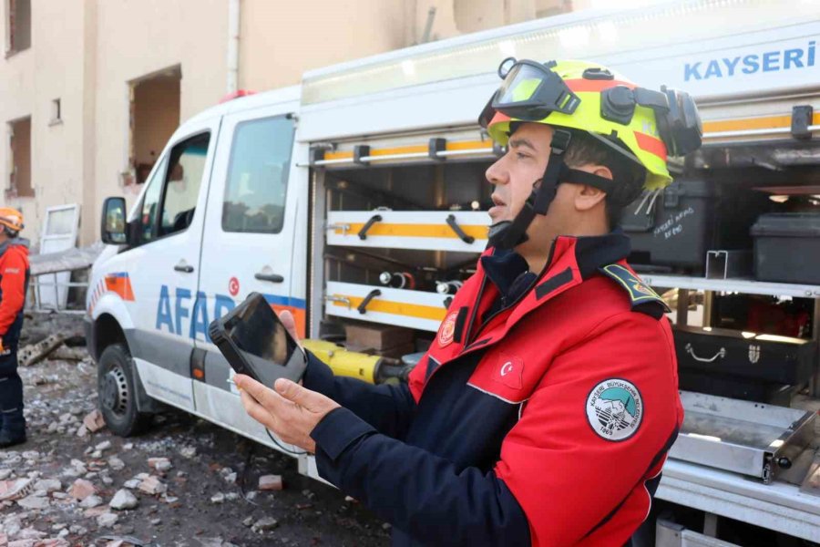 Kayseri’de Gerçeğini Aratmayan Deprem Tatbikatı