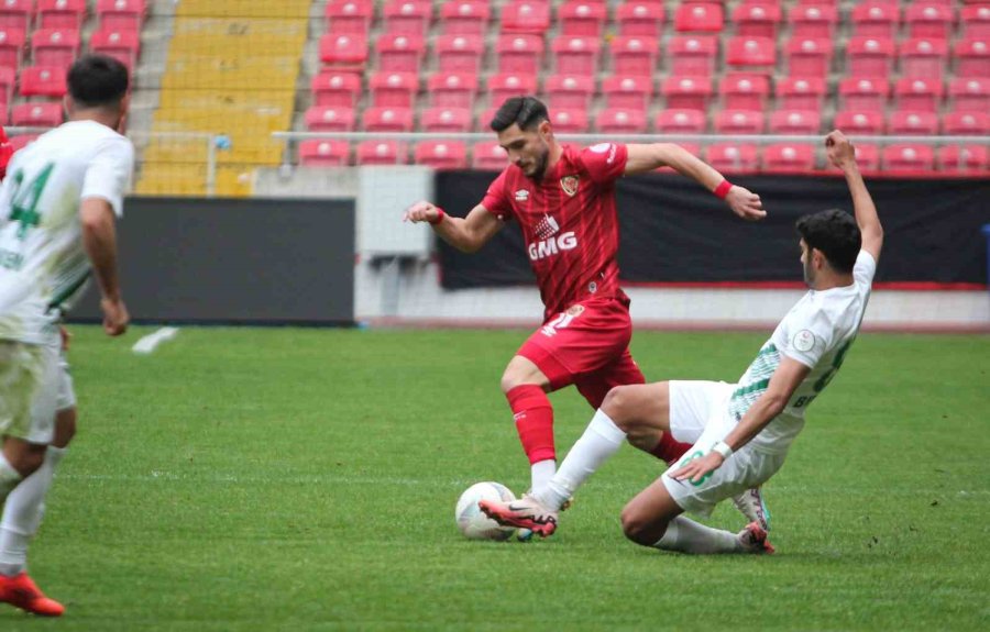 Ziraat Türkiye Kupası: Yeni Mersin İdmanyurdu: 0 - Kırklarelispor: 2