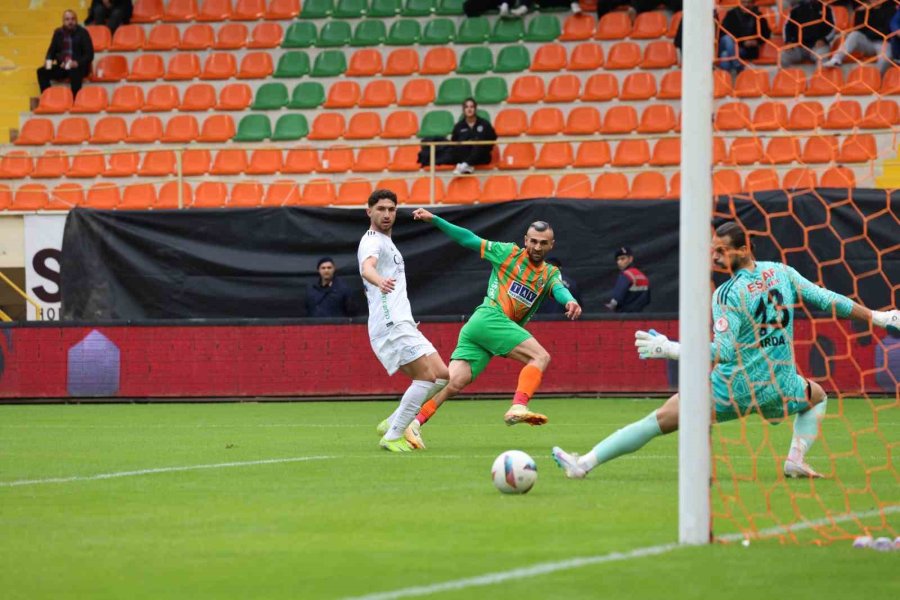 Ziraat Türkiye Kupası: Alanyaspor: 4 - Fethiyespor: 1