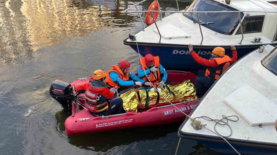 Eskişehir’de ‘suda Boğulma Vakası Tatbikatı’ Yapıldı