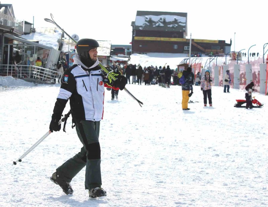 Erciyes’e Hafta Sonu Ziyaretçi Akını