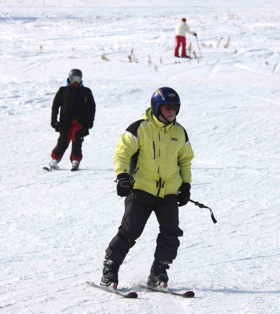 Erciyes’e Hafta Sonu Ziyaretçi Akını