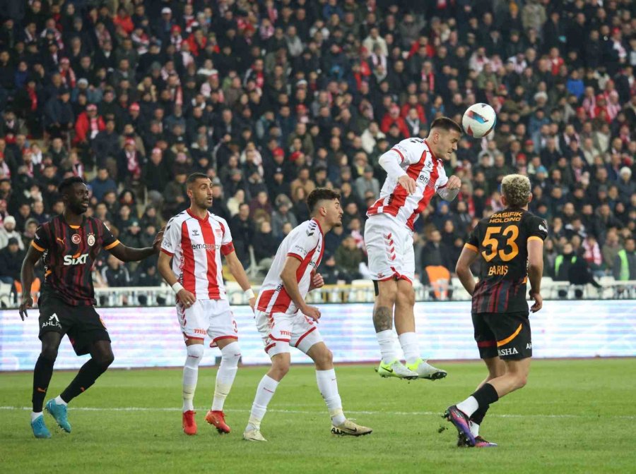 Trendyol Süper Lig: Kayserispor: 0 - Alanyaspor: 0 (ilk Yarı)