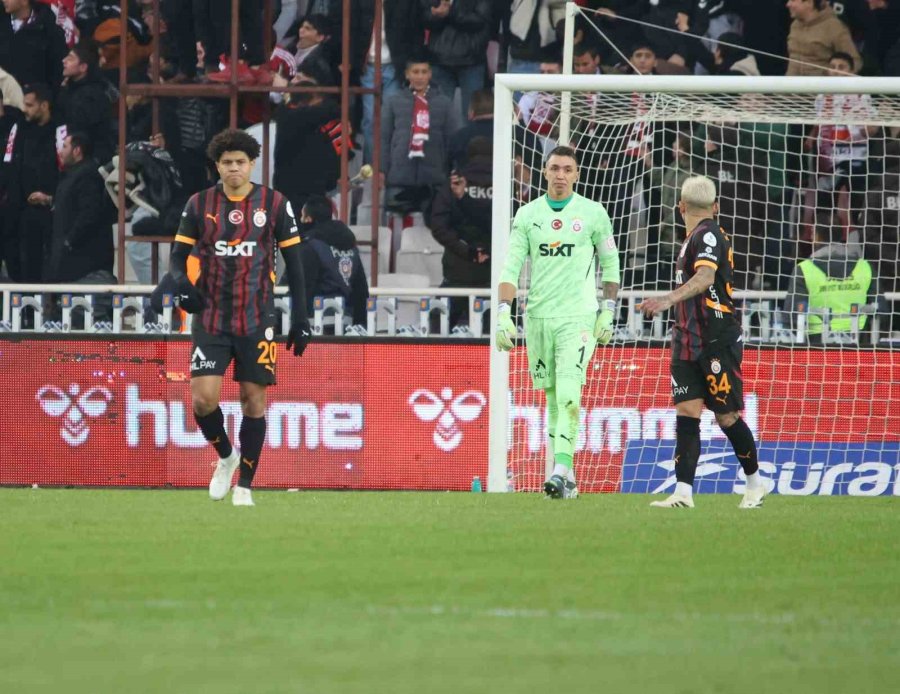 Trendyol Süper Lig: Kayserispor: 0 - Alanyaspor: 0 (ilk Yarı)