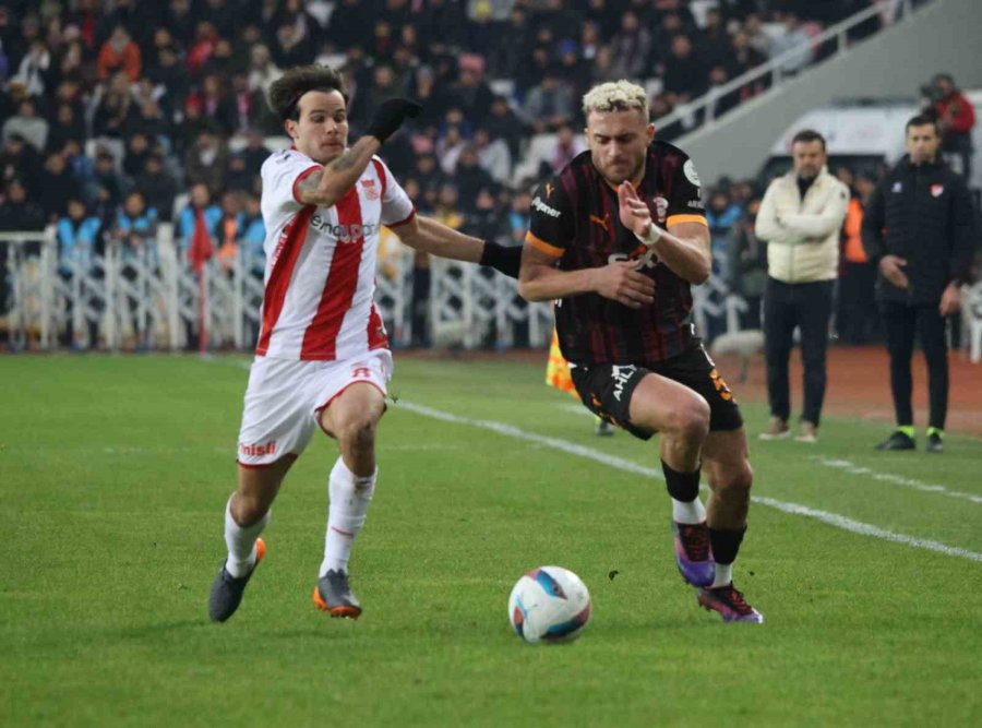 Trendyol Süper Lig: Kayserispor: 0 - Alanyaspor: 0 (ilk Yarı)