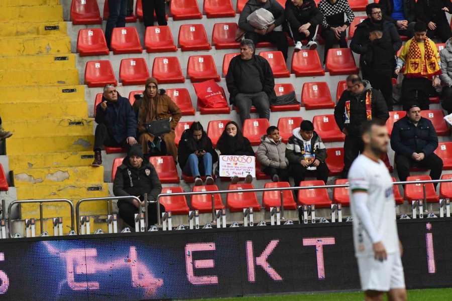 Trendyol Süper Lig: Kayserispor: 0 - Alanyaspor: 0 (ilk Yarı)