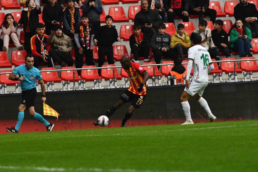 Trendyol Süper Lig: Kayserispor: 0 - Alanyaspor: 0 (ilk Yarı)