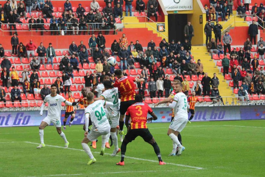 Trendyol Süper Lig: Kayserispor: 0 - Alanyaspor: 0 (maç Devam Ediyor)