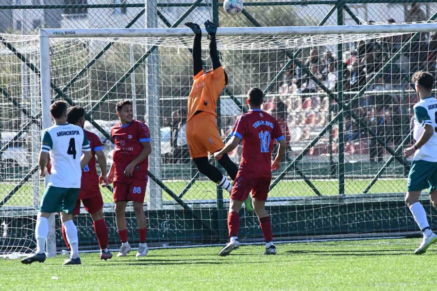 Süper Amatör Küme Ve 1. Amatör Küme’ye 1 Hafta Ara Verildi