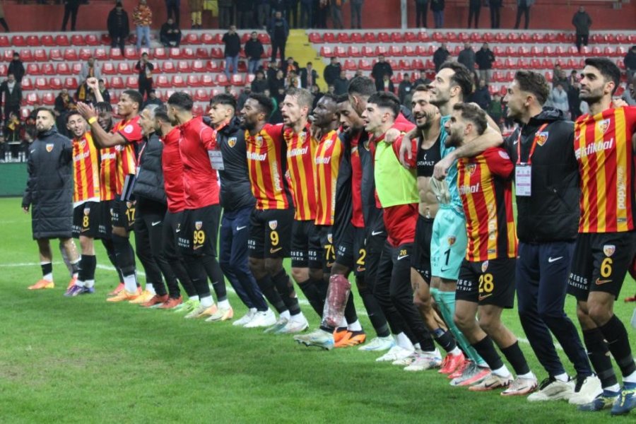 Kayserispor Ligdeki 3. Galibiyetini Aldı