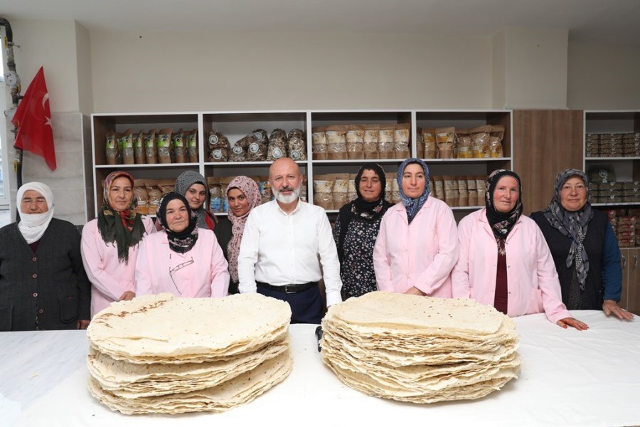 Başkan Çolakbayrakdar, “kırsal Mahallelerde Geleceği İnşa Eden Hizmetlere İmza Attık”