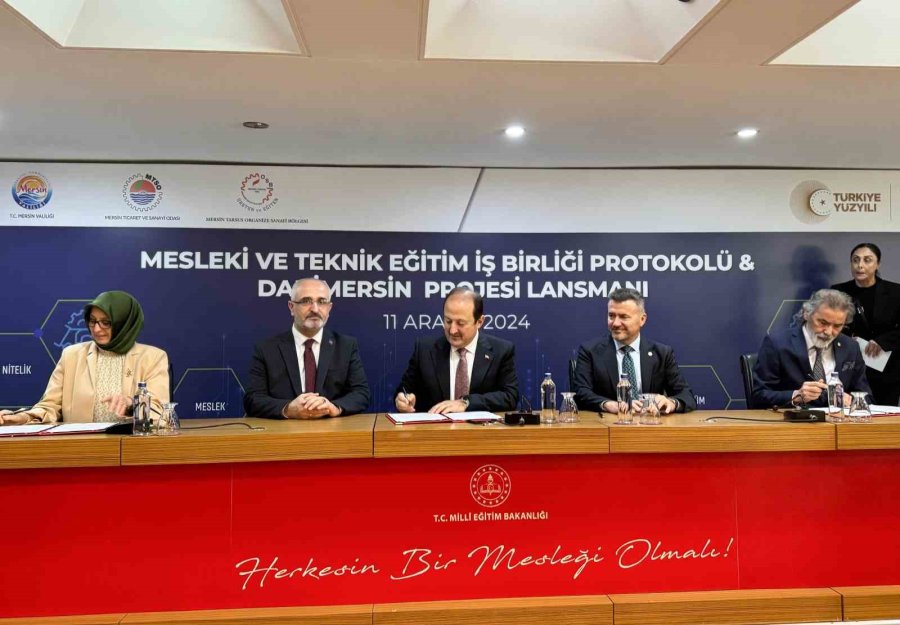 Mersin’de ’dijital Ahilik’ Projesi Tanıtıldı