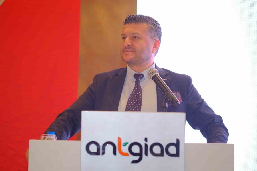 Antgiad’da Dijitalleşme, Yapay Zeka, İnovasyon Ve Liderlik Konuları Ele Alındı