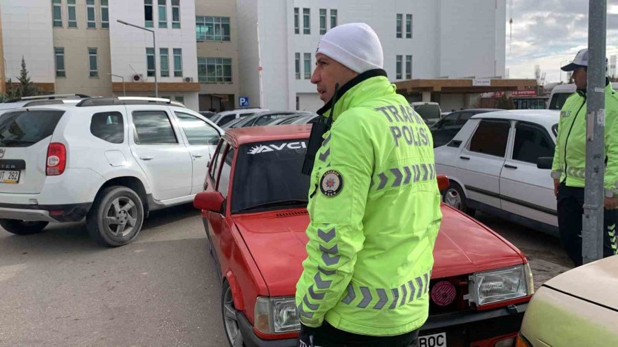 Hastane Bahçesindeki Hatalı Parka Para Cezası