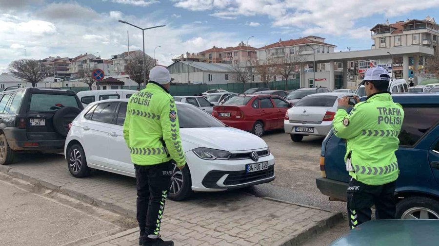 Hastane Bahçesindeki Hatalı Parka Para Cezası