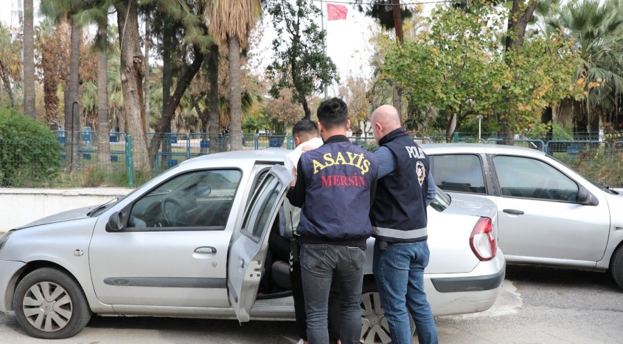 Mersin’de Sahte Altın Üretip Kuyumculara Satan 6 Kişilik Şebeke Çökertildi