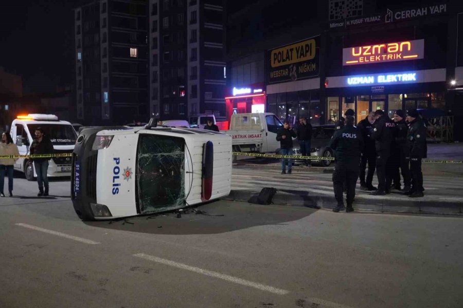 Niğde’de Polis Otosu İle Otomobil Çarpıştı: 6 Yaralı