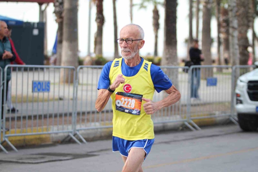 6. Uluslararası Mersin Maratonu Başladı