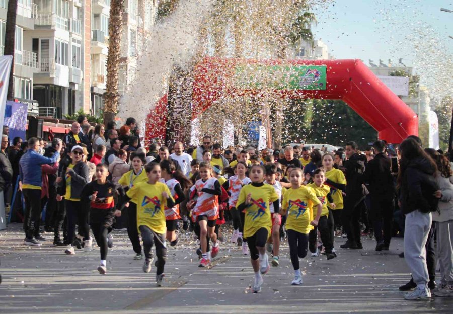 6. Uluslararası Mersin Maratonu Başladı