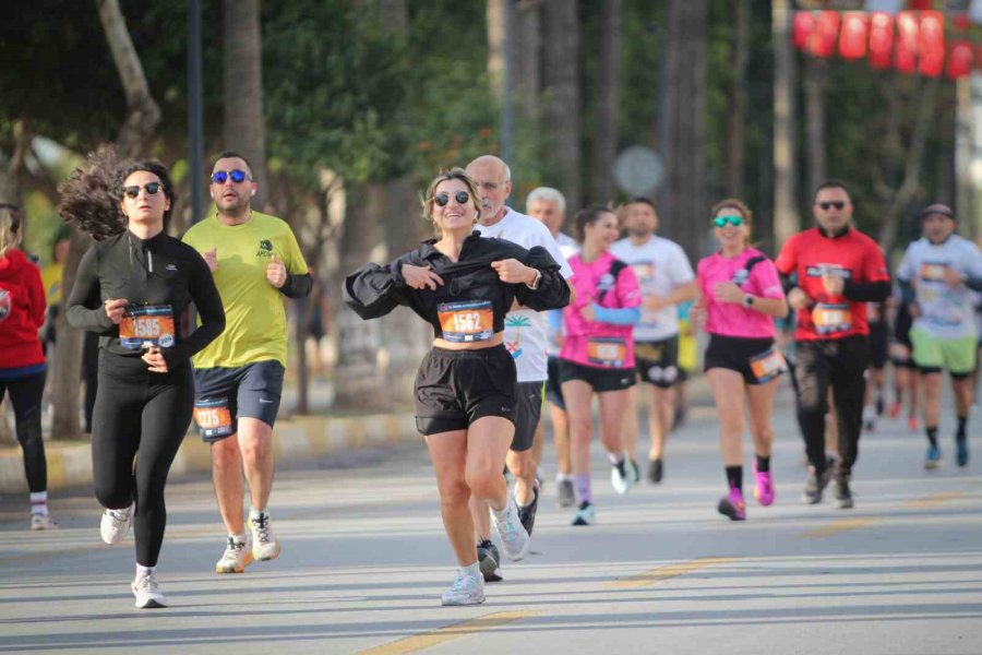 6. Uluslararası Mersin Maratonu Başladı