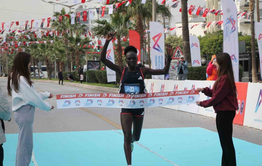 6. Uluslararası Mersin Maratonu: ’türkiye Maratonlar Rekoru’ Kırıldı