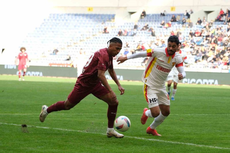 Trendyol Süper Lig: Atakaş Hatayspor: 0 - Göztepe: 1 (ilk Yarı)