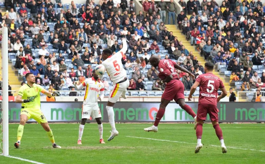 Trendyol Süper Lig: Atakaş Hatayspor: 1 - Göztepe: 1 (maç Sonucu)