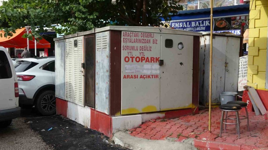 Antalya’da Bakımı Yapıldığı Sırada Trafo Patladı; 2 Çalışan Yaralandı