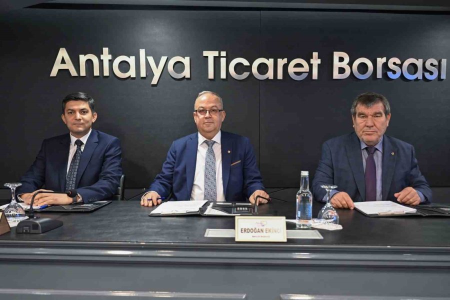 Antalya Ticaret Borsası Yılın Son Meclisini Gerçekleştirdi