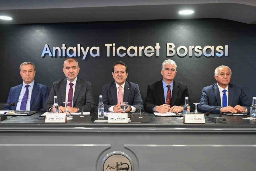 Antalya Ticaret Borsası Yılın Son Meclisini Gerçekleştirdi