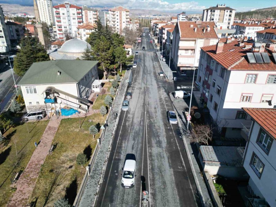 Melikgazi Belediyesi 5 Yılda 661 Kilometre Rekor Asfalt Yol Yaptı