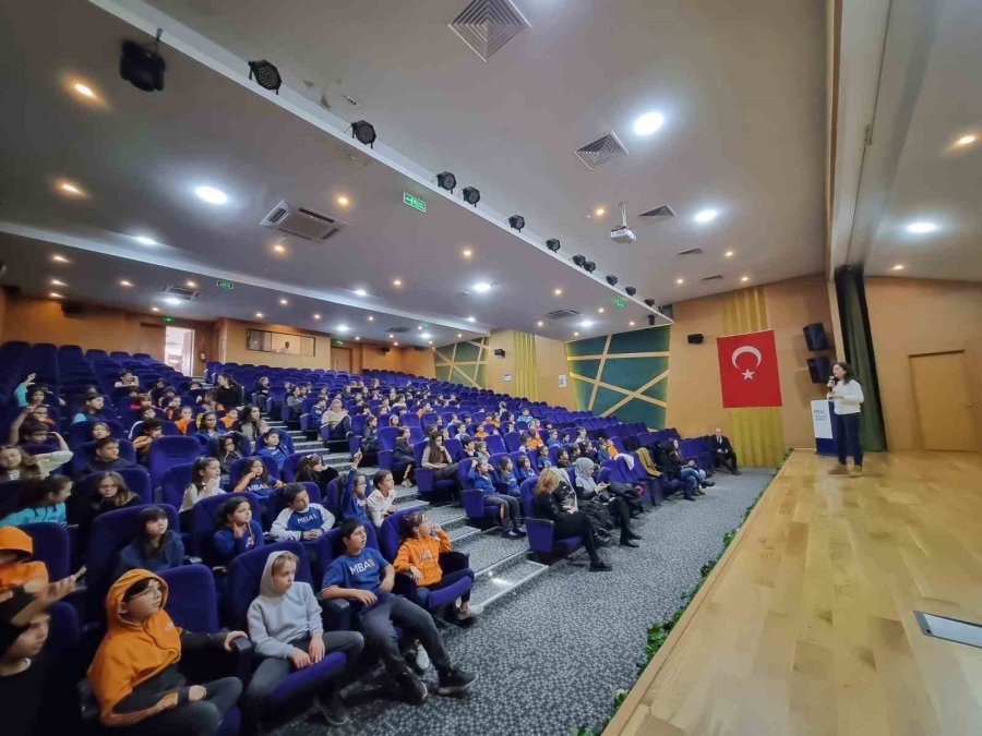 Eskişehir’de Çocuklara Gıda Güvenilirliği Ve Gıda İsrafı Eğitimi Verildi